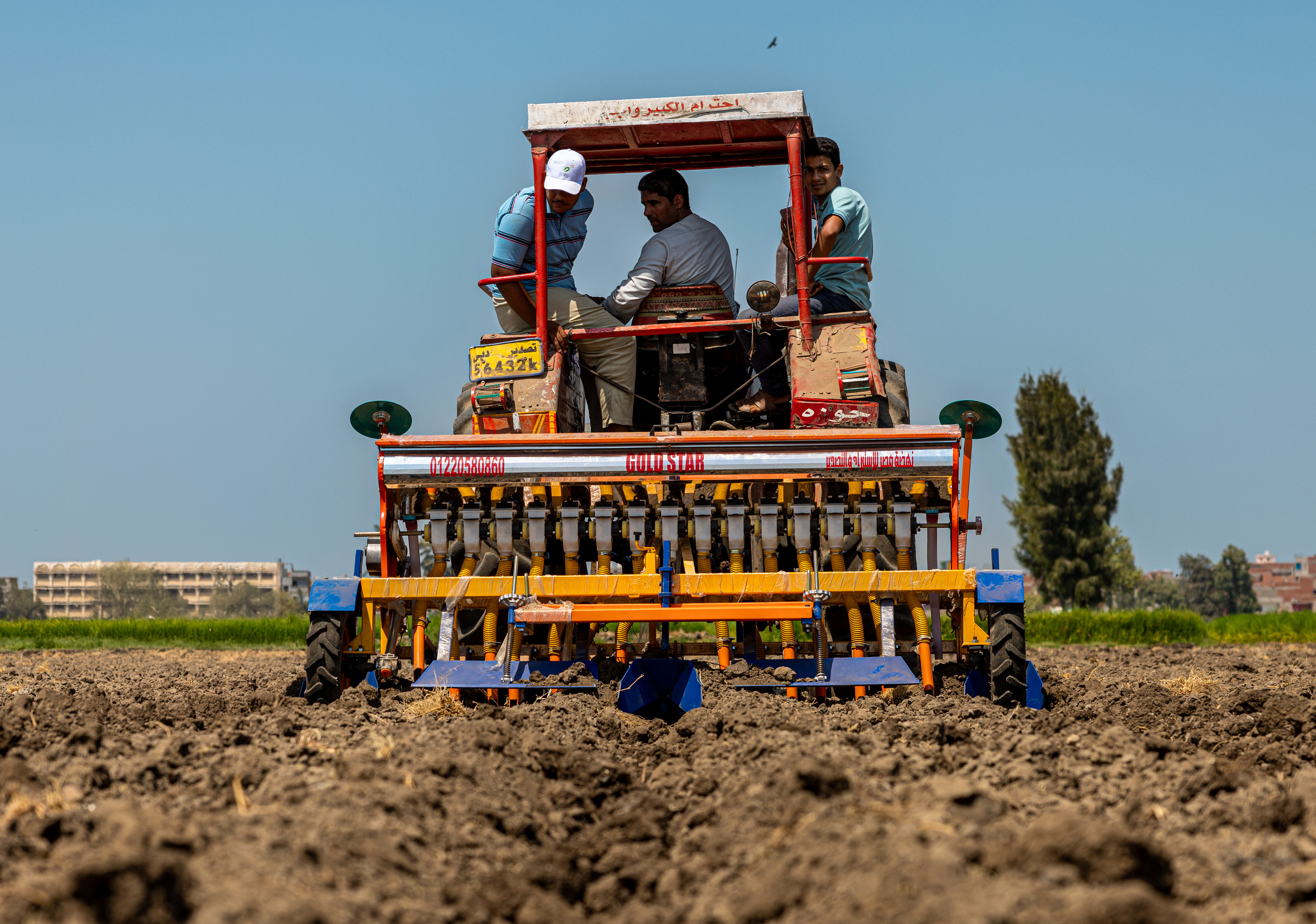Lightweight Raised-Bed Machine