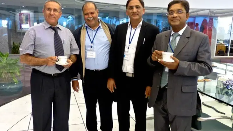 Dr. Badraoui (left) with ICARDA researchers Dr. Badraoui (left) with ICARDA researchers