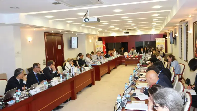 Participants of the Meeting of G20 Agricultural Chief Scientists (MACS) discussing issues related to food security and reducing food loss and waste. Participants of the Meeting of G20 Agricultural Chief Scientists (MACS) discussing issues related to food security and reducing food loss and waste.
