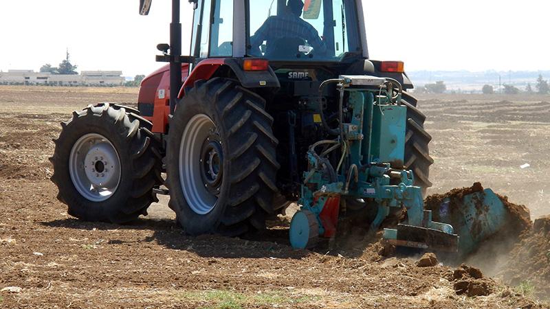 The Vallerini plow is at work in the arid regions of Jordan.