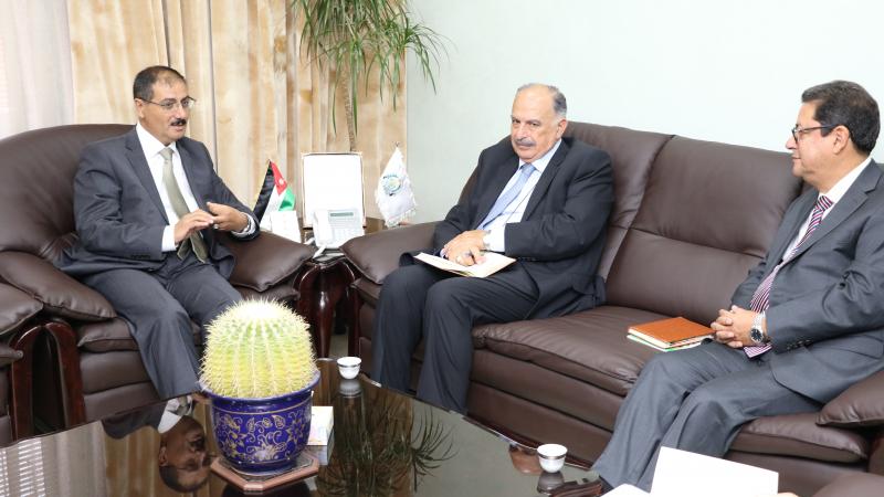 Jordanian Agricultural Minister H.E. Dr. Rida Khawaldeh with ICARDA's outgoing and incoming DG, Dr. Mahmoud Solh and Mr. Aly Abousabaa