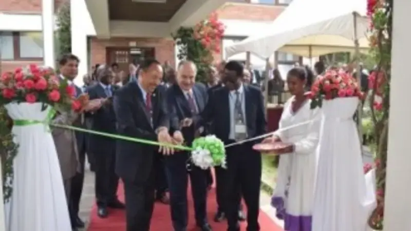 The new platform, inaugurated in Addis Ababa, builds on ICARDA’s 35-year partnership with the Ethiopian Institute of Agricultural Research (EIAR). The new platform, inaugurated in Addis Ababa, builds on ICARDA’s 35-year partnership with the Ethiopian Institute of Agricultural Research (EIAR).
