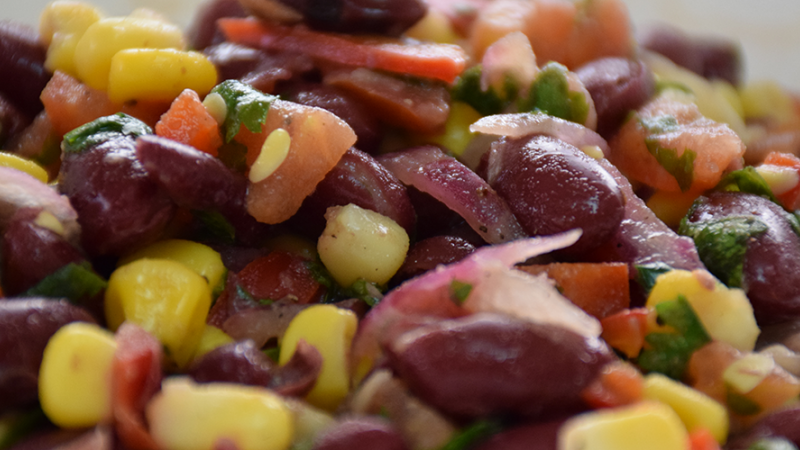 Kidney bean salad with a zing 