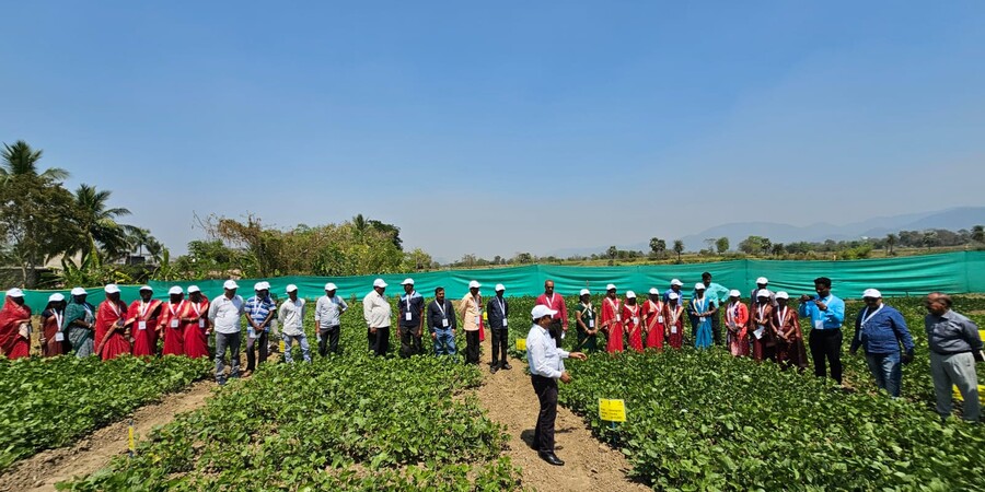 farmers_interaction_at_pulse_variety_technological_park_at_khadiapala_keonjhar_odisha_india.jpeg